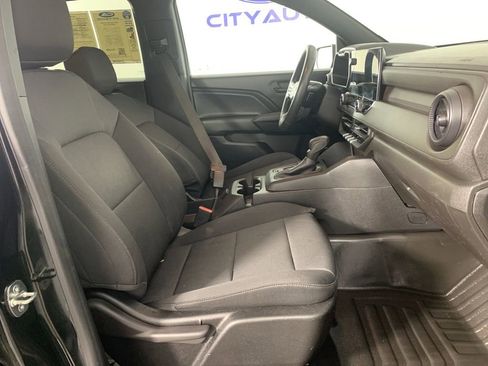 Used 2023 Chevrolet Colorado W/T image 39