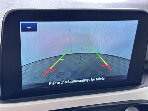 Used 2022 Ford Escape SE w/ SE Sport Appearance Package image 51