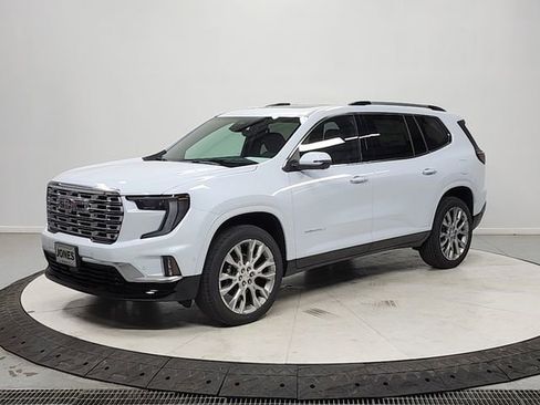 New 2026 GMC Acadia Denali w/ Super Cruise Package FWD image 3