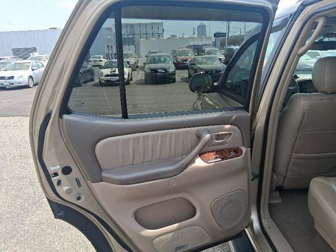 Used 2007 Toyota Sequoia Limited image 13