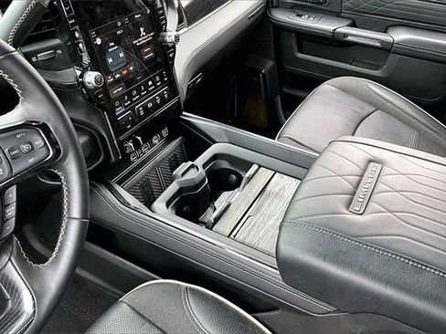 Used 2025 RAM 3500 Limited image 15