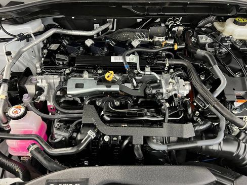 Used 2024 Toyota Corolla Cross XSE image 36