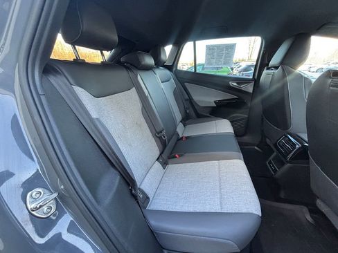 Certified 2023 Volkswagen ID.4 Pro image 19