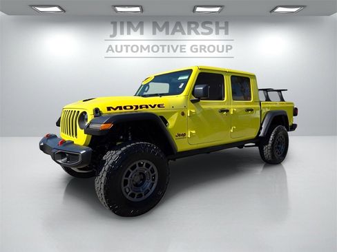 Used 2023 Jeep Gladiator Mojave w/ Cold Weather Group image 2
