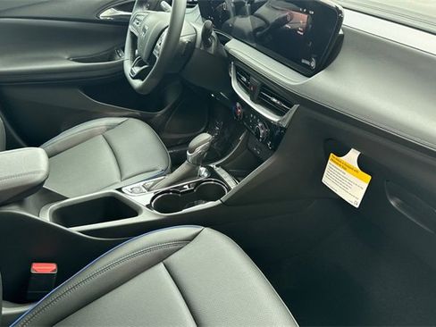 New 2026 Buick Encore GX Sport Touring image 17