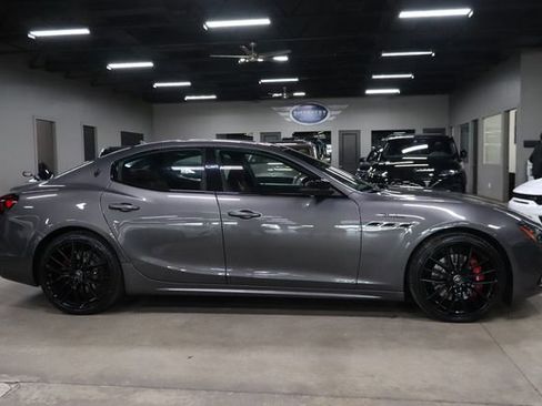 Used 2023 Maserati Ghibli Modena Q4 AWD/4WD image 7