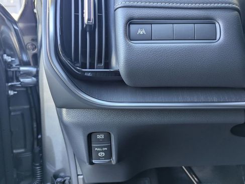 New 2026 Nissan Armada SV image 16