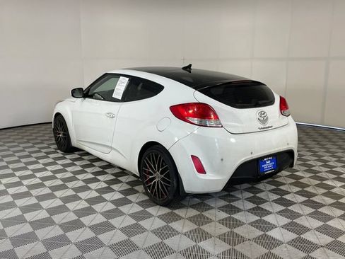 Used 2014 Hyundai Veloster w/ Technology Package 03 FWD image 13