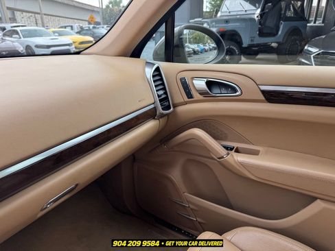 Used 2014 Porsche Cayenne S AWD/4WD image 16