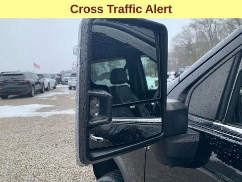 Used 2021 Chevrolet Silverado 3500 High Country image 9