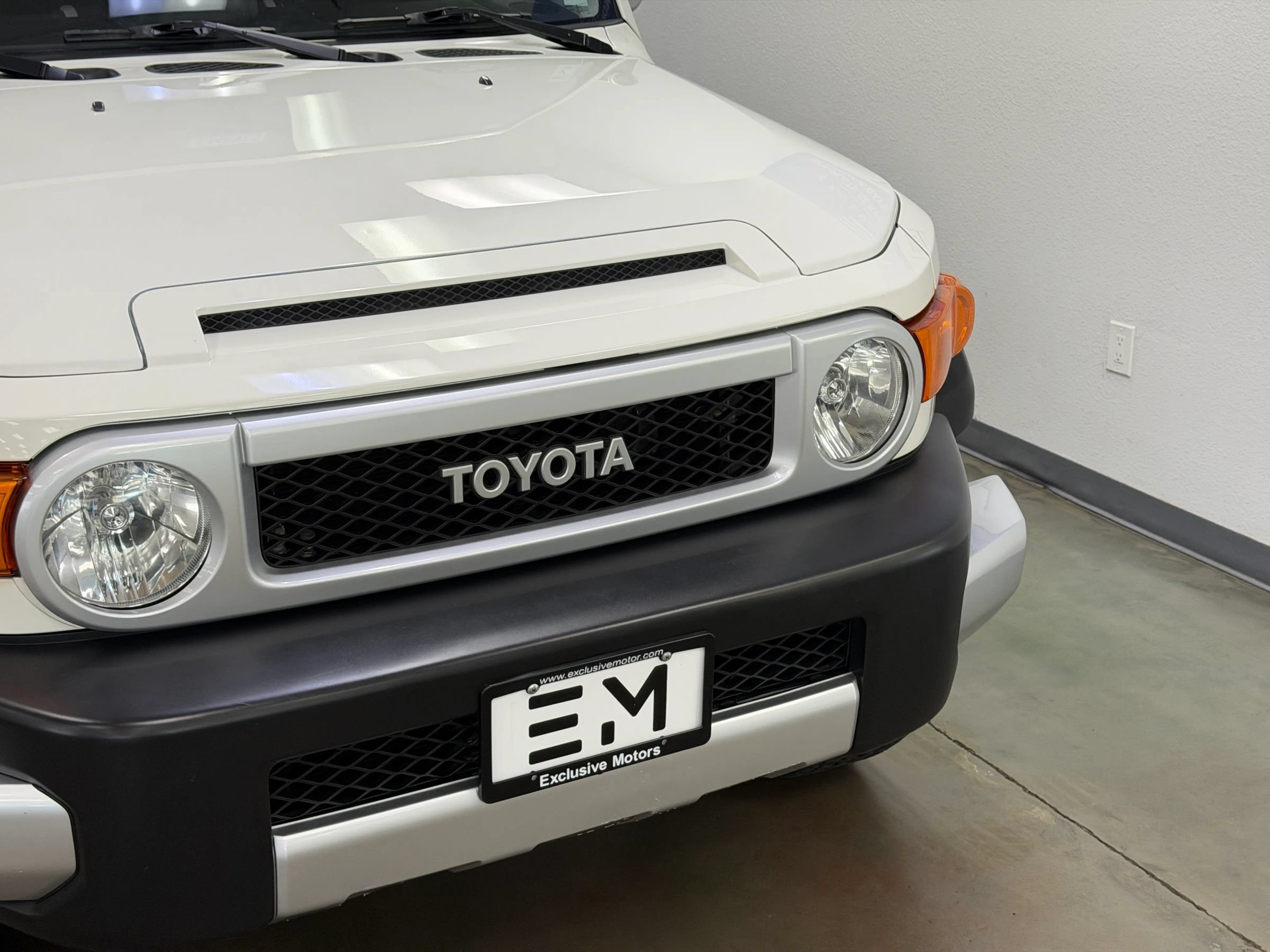 Used 2013 Toyota FJ Cruiser 4WD w/ Convenience Pkg image 4