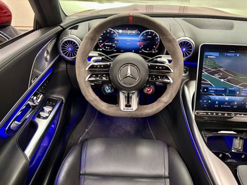 Used 2022 Mercedes-Benz SL 55 AMG 4MATIC w/ Driver Assistance Package image 2