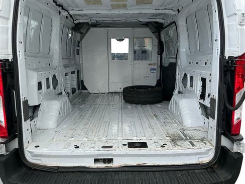Certified 2021 Ford Transit 150 Low Roof image 19