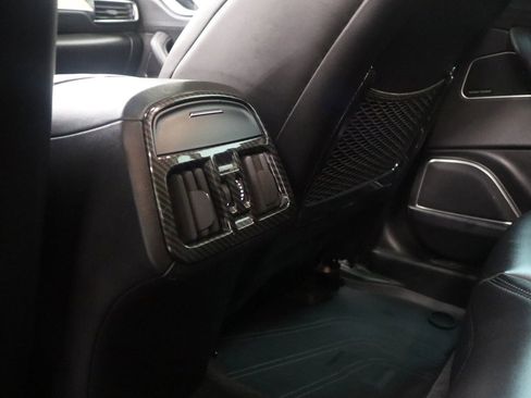 Used 2017 Maserati Levante S image 22