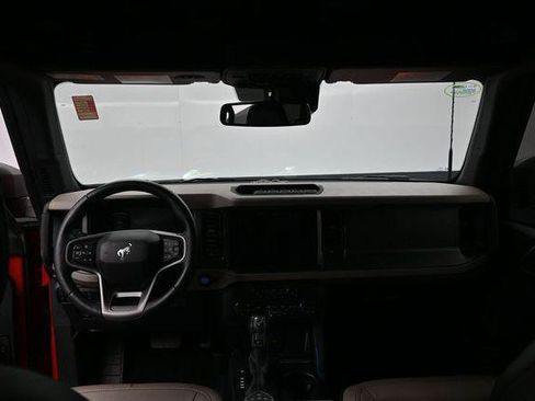 Used 2024 Ford Bronco Wildtrak AWD/4WD image 30