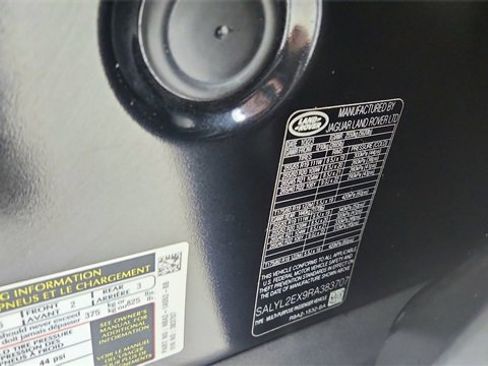 Used 2024 Land Rover Range Rover Velar Dynamic SE image 64