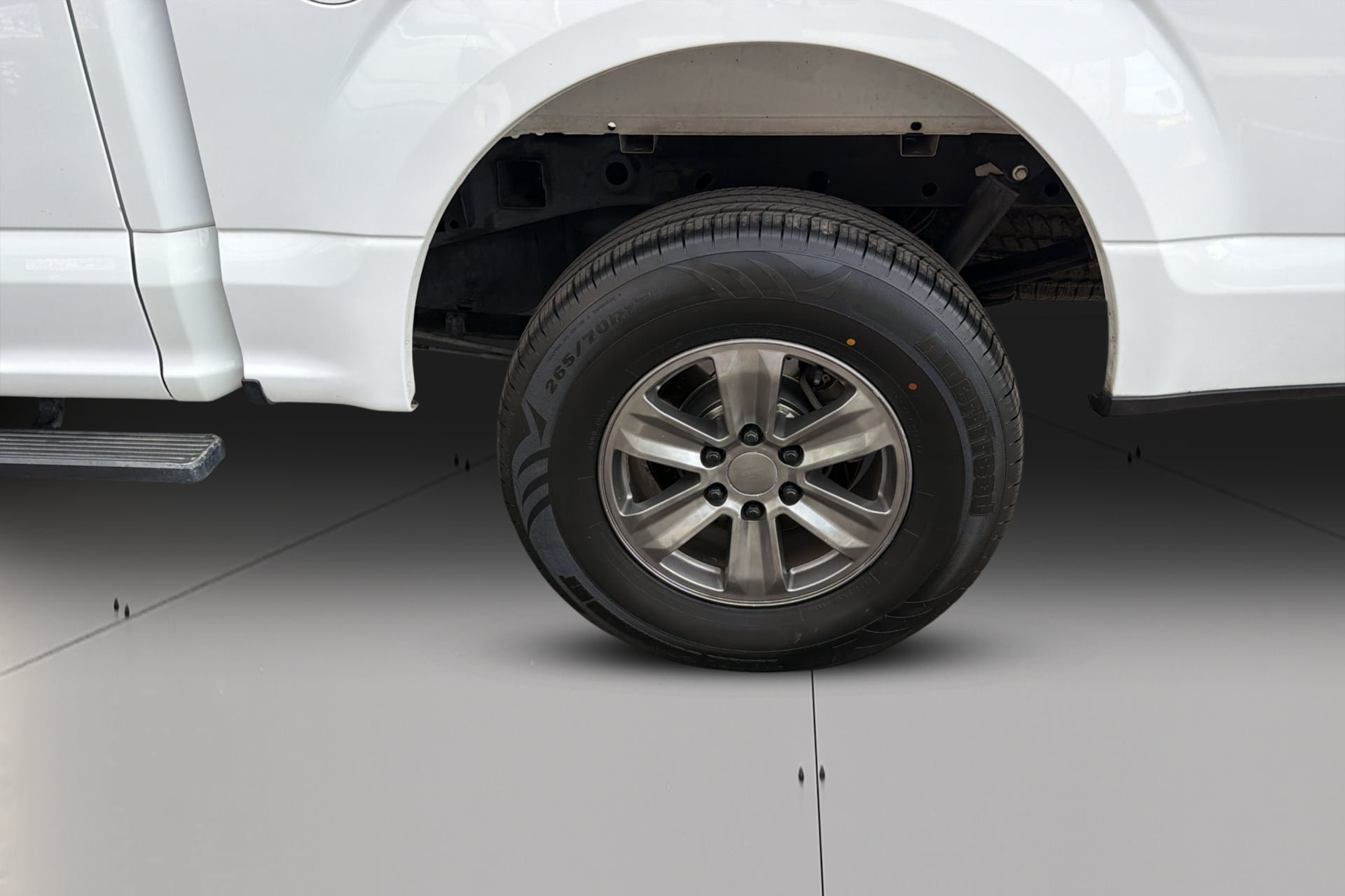 Used 2017 Ford F150 XLT AWD/4WD image 38