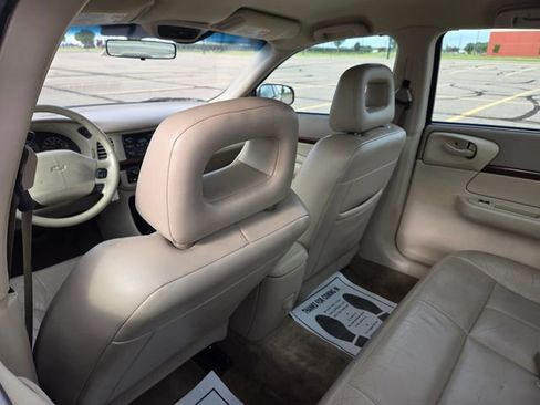 Used 2005 Chevrolet Impala LS w/ Preferred Equipment Group FWD image 43