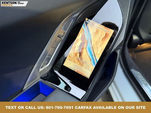 Used 2025 BMW 740i xDrive image 34