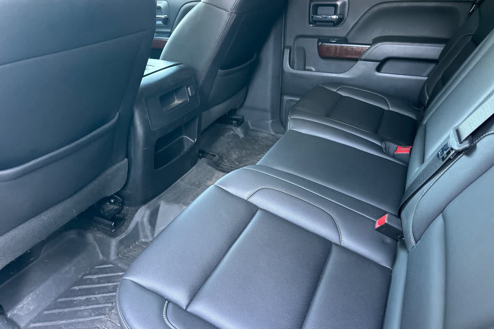 Used 2018 GMC Sierra 1500 SLT w/ SLT Premium Package AWD/4WD image 5