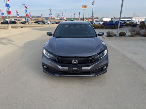 Used 2021 Honda Civic Sport image 2