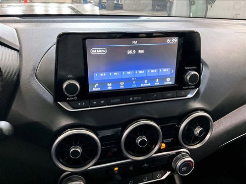 Used 2025 Nissan Sentra S image 26