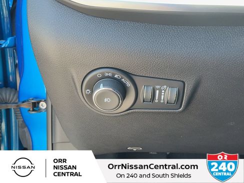 Used 2025 Jeep Compass Limited AWD/4WD image 18