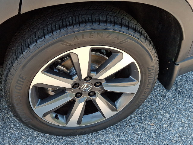 Certified 2023 Honda Pilot Touring image 5