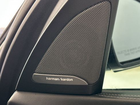 Certified 2025 BMW X7 M60i AWD/4WD image 22