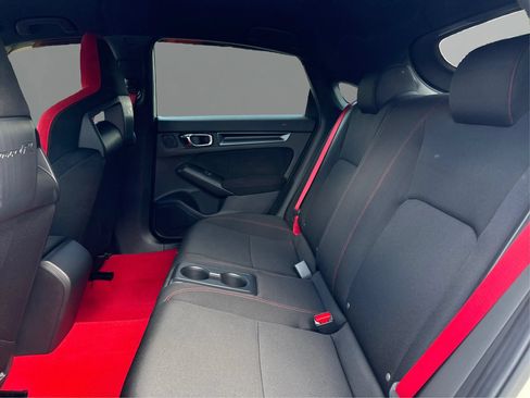 Used 2023 Honda Civic Type R image 10