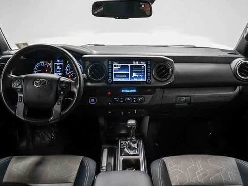 Certified 2023 Toyota Tacoma TRD Sport image 13