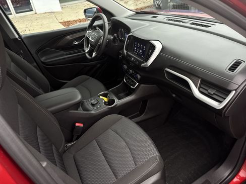 Certified 2024 GMC Terrain SLE w/ Driver Convenience Package image 30