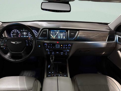 Used 2015 Hyundai Genesis 3.8 w/ Option Group 03 image 12