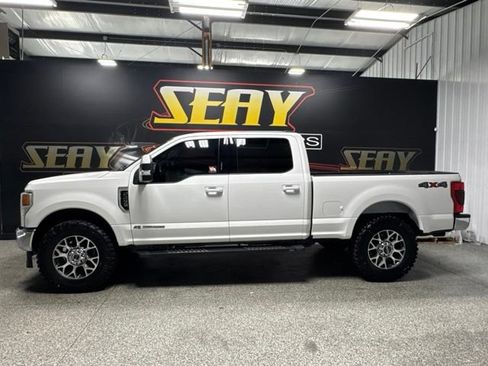Used 2022 Ford F250 Lariat w/ Lariat Value Package AWD/4WD image 3