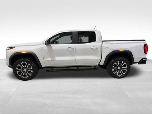 Used 2023 GMC Canyon AT4 w/ AT4 Premium Package image 10