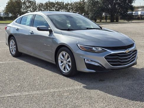 Used 2024 Chevrolet Malibu LT image 1