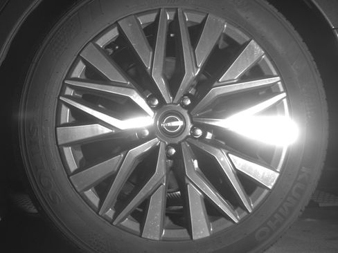 Used 2025 Nissan Altima 2.5 SV image 14