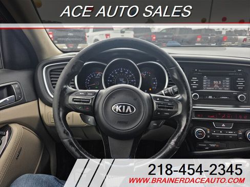 Used 2015 Kia Optima EX w/ EX Premium Package image 12