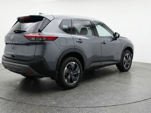 Used 2025 Nissan Rogue SV image 9