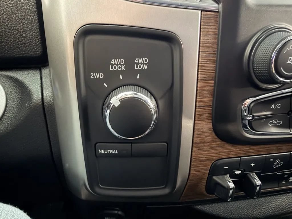 Used 2018 RAM 2500 Laramie w/ Off Road Package AWD/4WD image 22