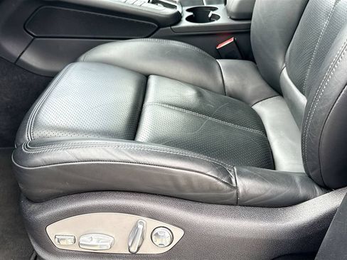 Used 2021 Porsche Macan AWD/4WD image 21