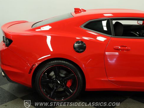 Used 2024 Chevrolet Camaro SS RWD image 28