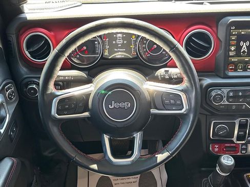 Used 2022 Jeep Wrangler Unlimited Rubicon w/ Cold Weather Group AWD/4WD image 22