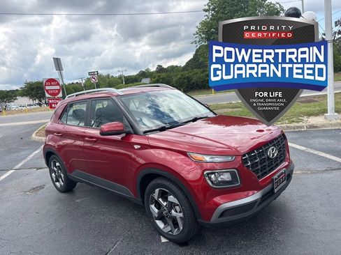 Used 2025 Hyundai Venue SEL FWD image 1