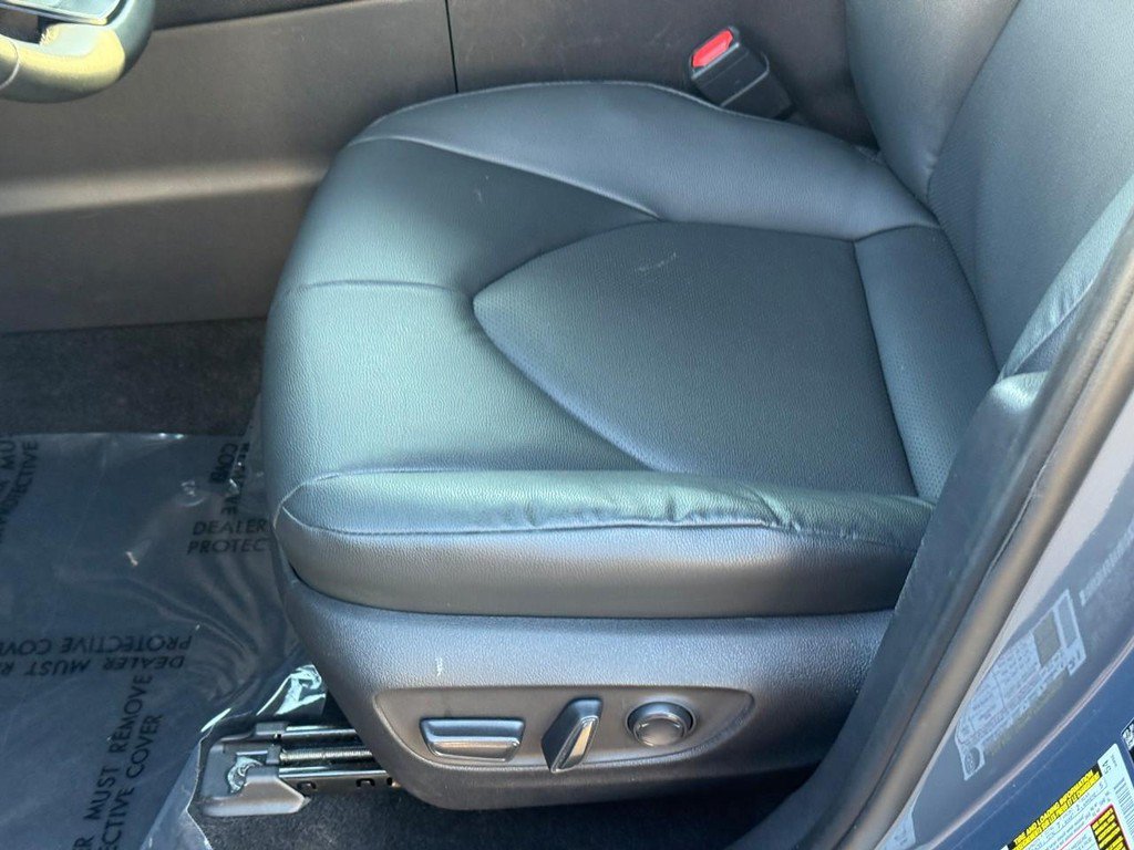Certified 2025 Toyota Grand Highlander AWD image 20