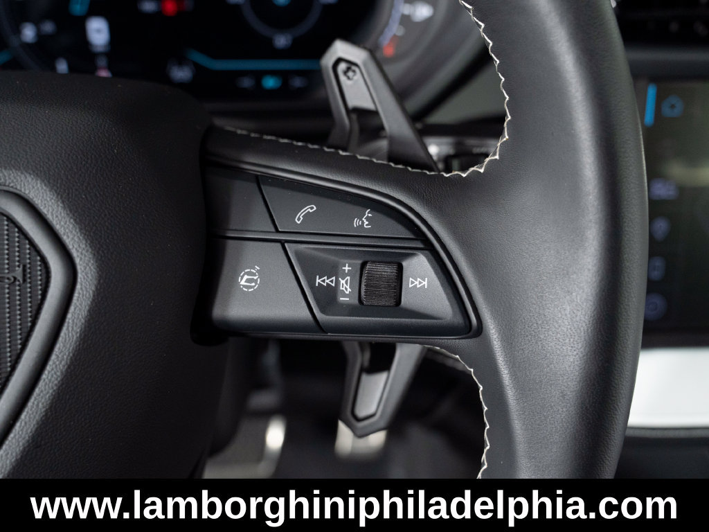 Used 2025 Lamborghini Urus S AWD/4WD image 29