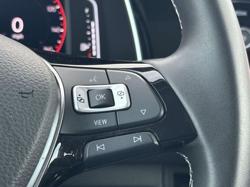 Certified 2021 Volkswagen Jetta SEL Premium image 24