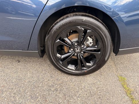 Used 2025 Honda Accord SE image 8