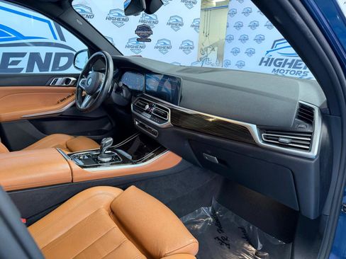 Used 2019 BMW X5 xDrive40i w/ M Sport Package image 32