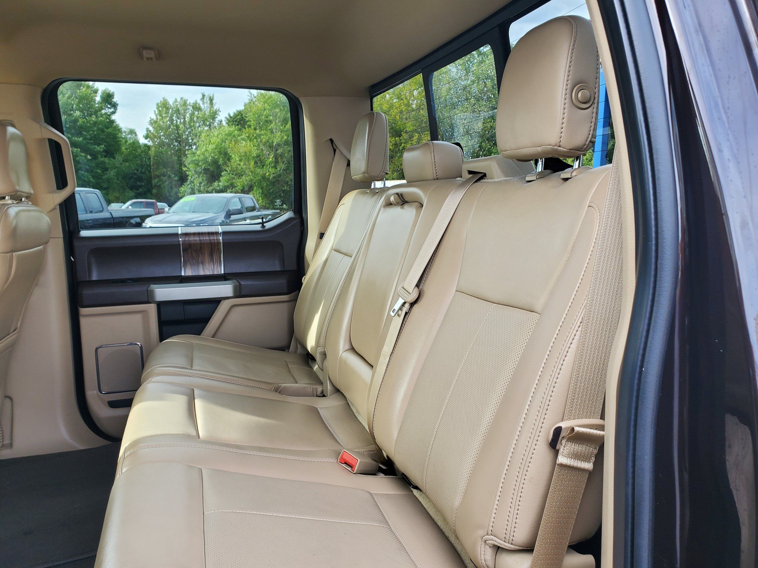 Used 2019 Ford F150 Lariat AWD/4WD image 24